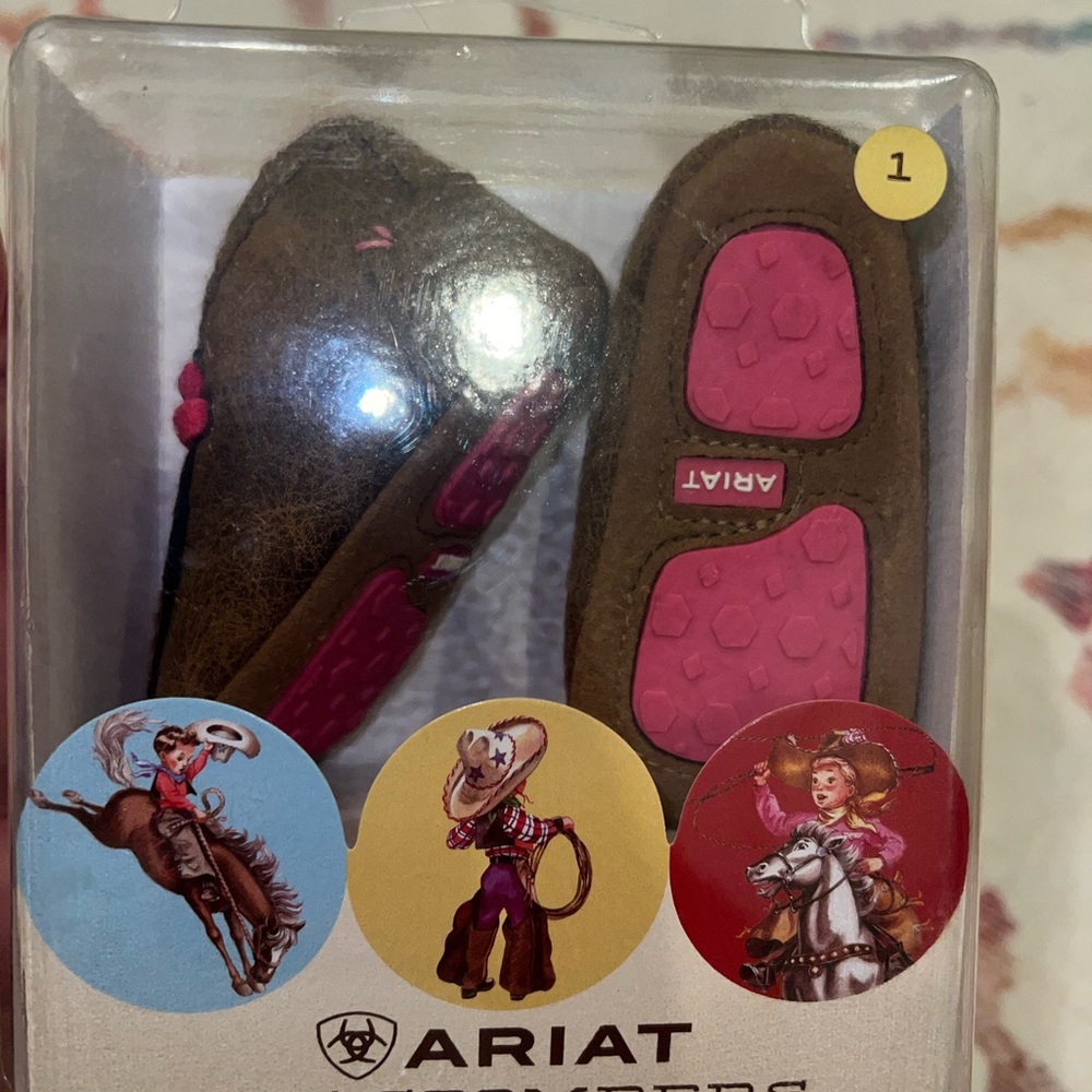 NIB Ariat Brown and Pink Baby Booties